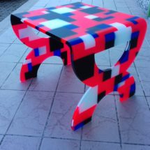 Panchetto OTTO realizzato in TRESPEX Mosaic Spessore 15mm Dual Satin