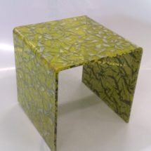 Panchetto realizzato in TRESPEX B.W.1062